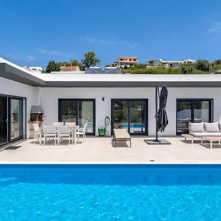 Poolside Retreat In Mosteiros By Lisbeyond Apartment *